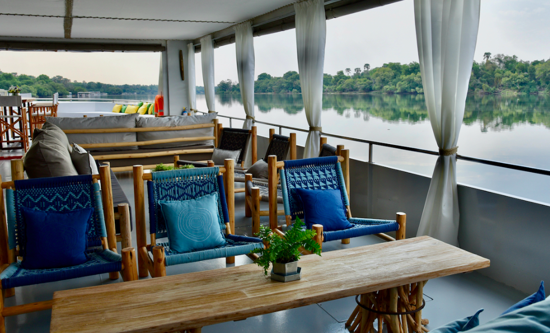 Zambezi-Explorer-Luxury-Deck-2-e1626379559965